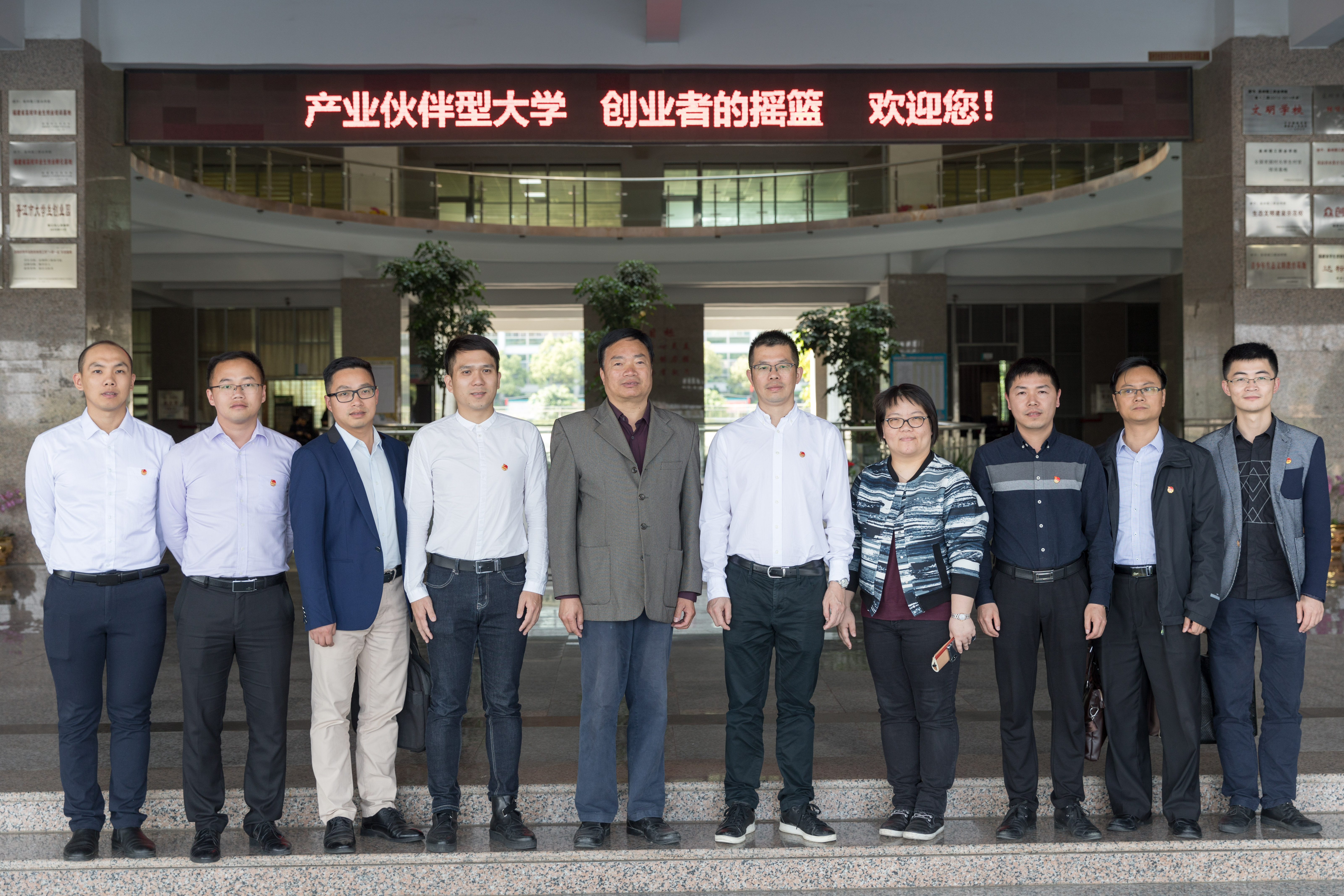 DF2A8258.jpg DF2A8258.jpg