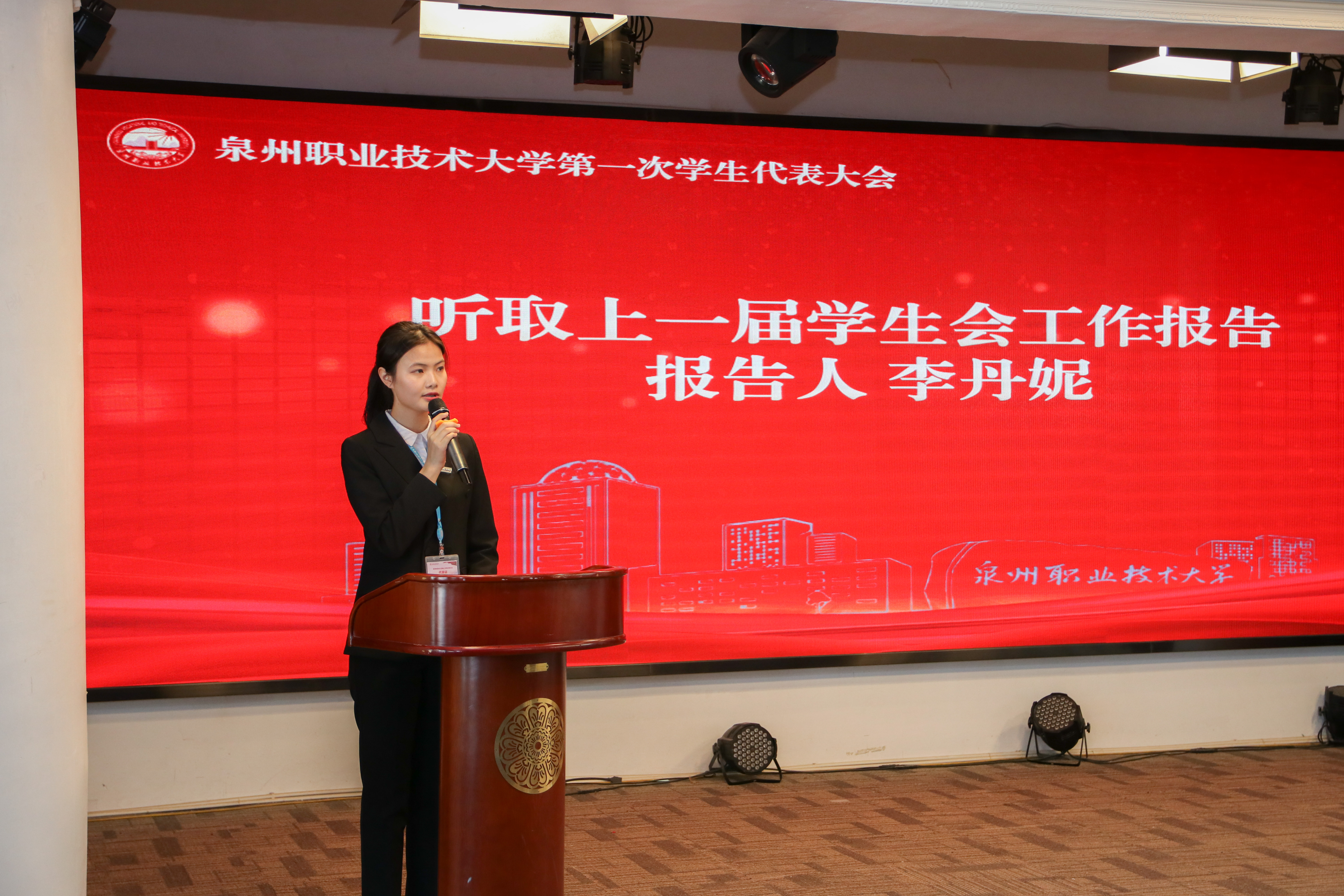 IMG_0099.jpg IMG_0099.jpg